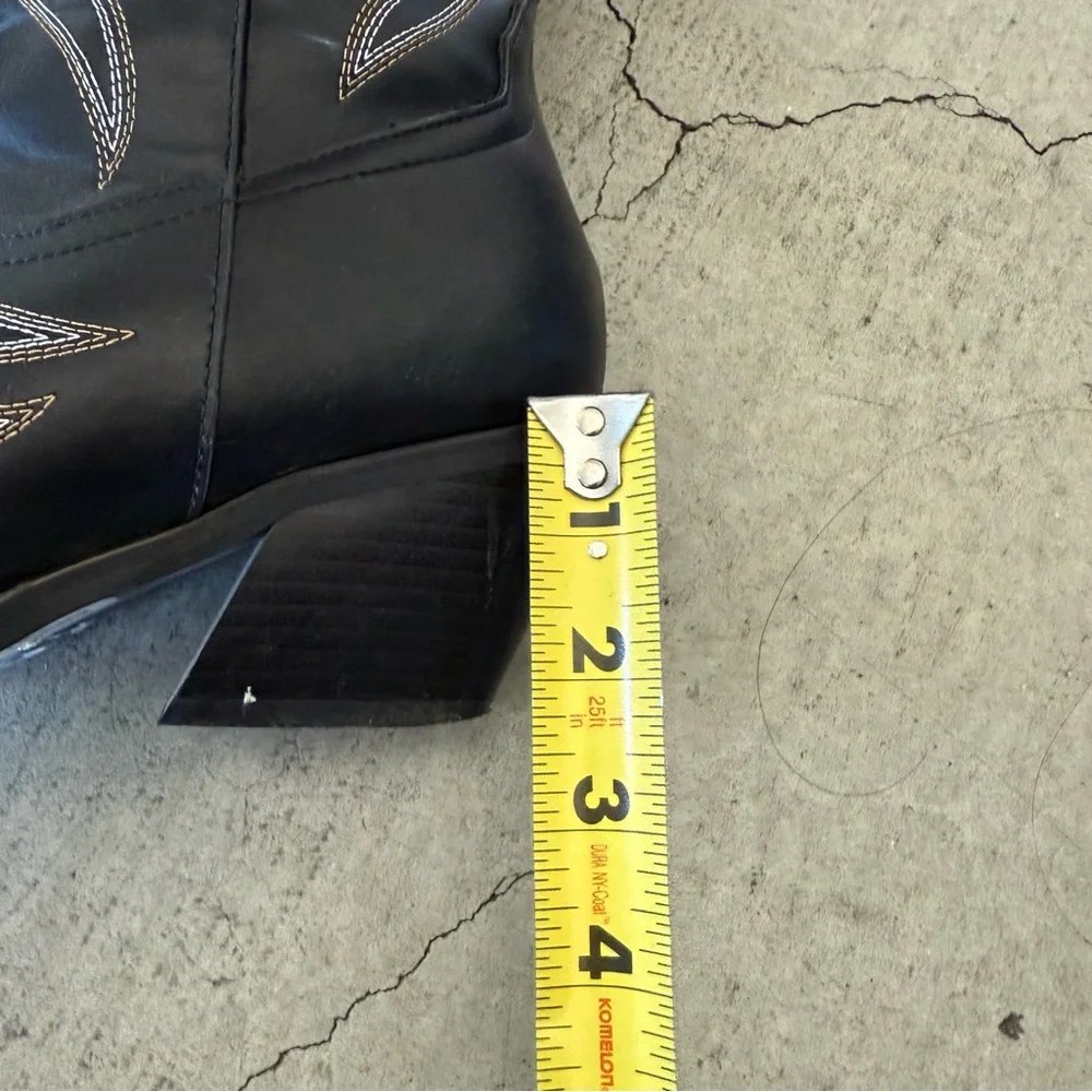 ASOS DESIGN / Chester contrast stitch western knee boot / black - Picture 13 of 17